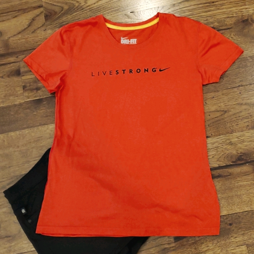 Womens Nike orange Livestrong tee size M